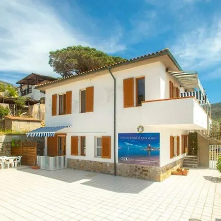 Apartament Carla 4